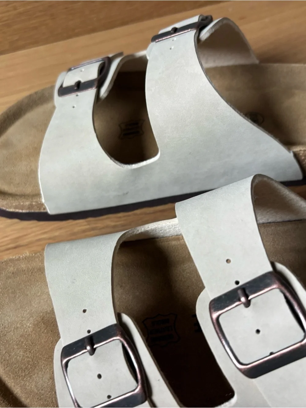 Cushionsire Double-Buckle Slide Sandals in Cream with Adjustable Straps